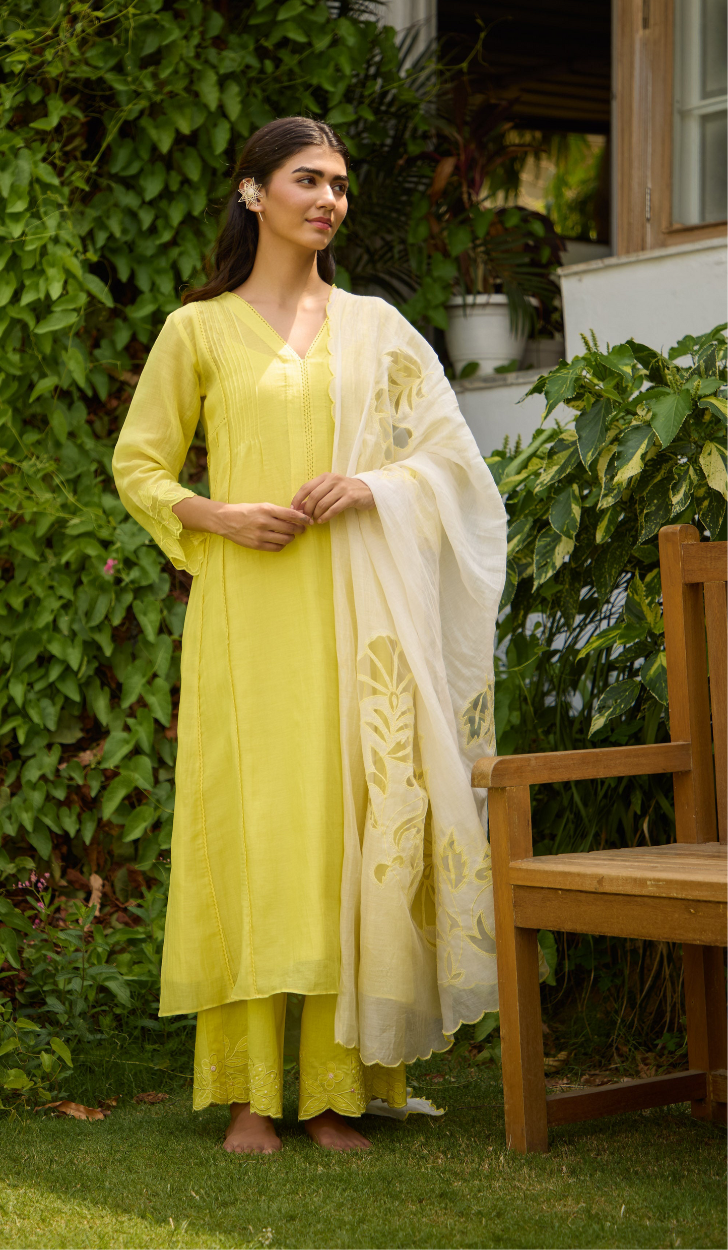 Meadow - The yellow and ivory suit set