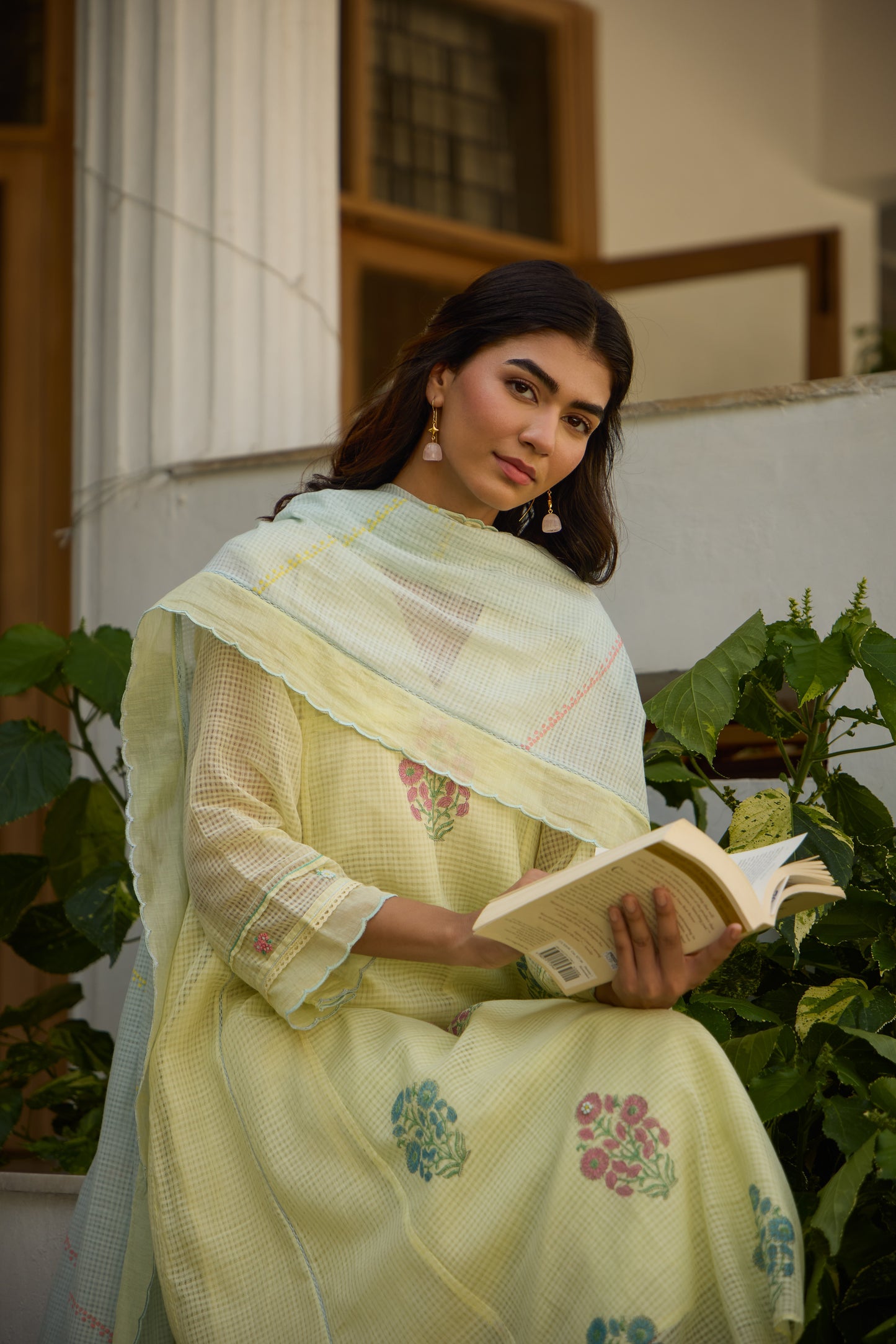 Mirabel - The lemon yellow and blue suit set