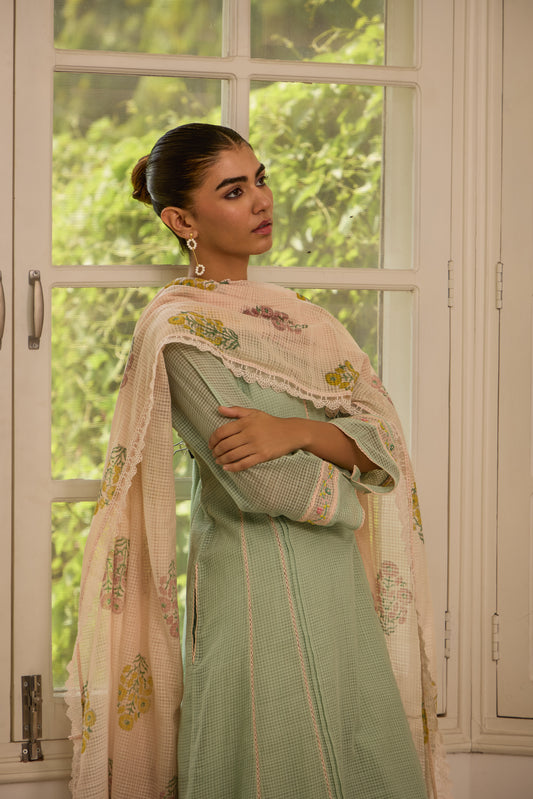 Gia - The mint and peach suit set