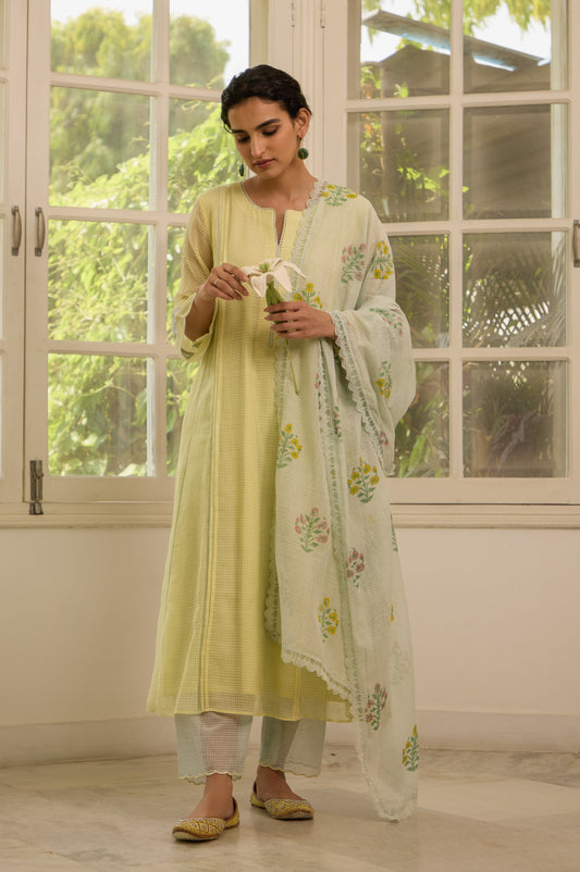 Gia - The lemon yellow and blue suit set