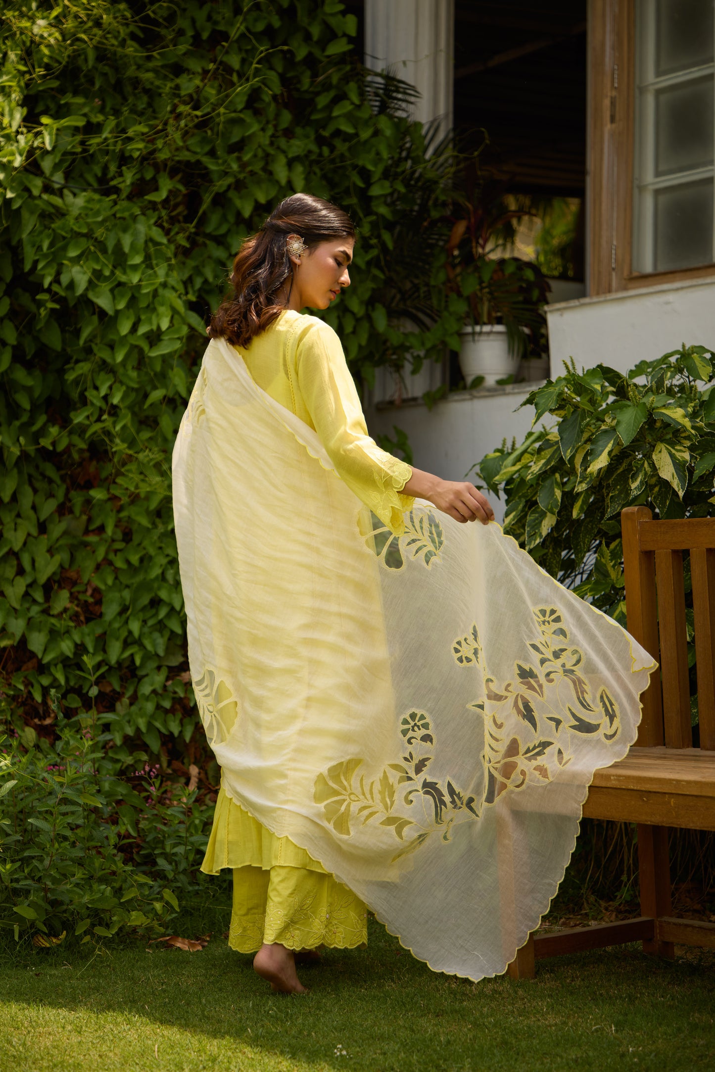 Meadow - The yellow and ivory suit set
