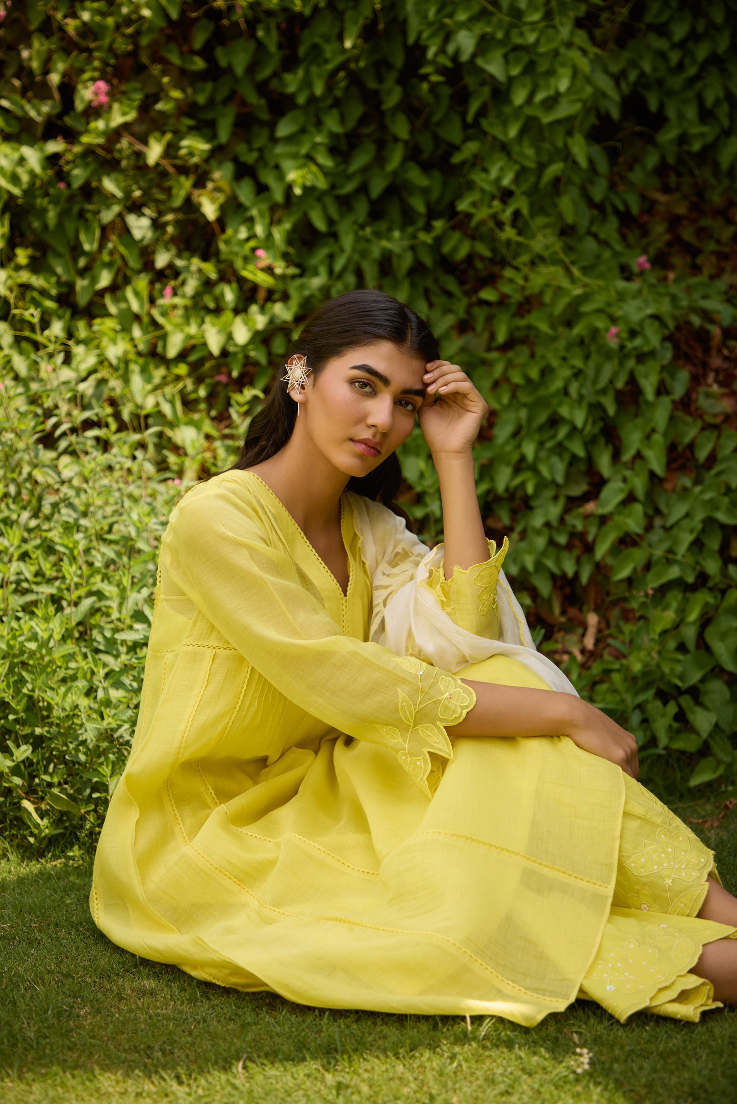 Meadow - The yellow and ivory suit set