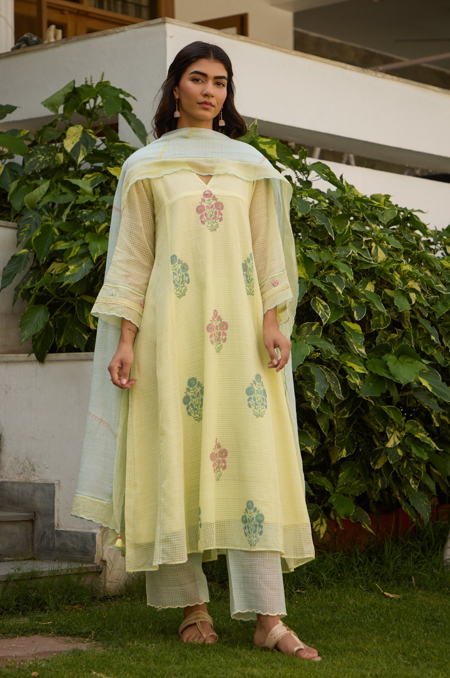 Mirabel - The lemon yellow and blue suit set