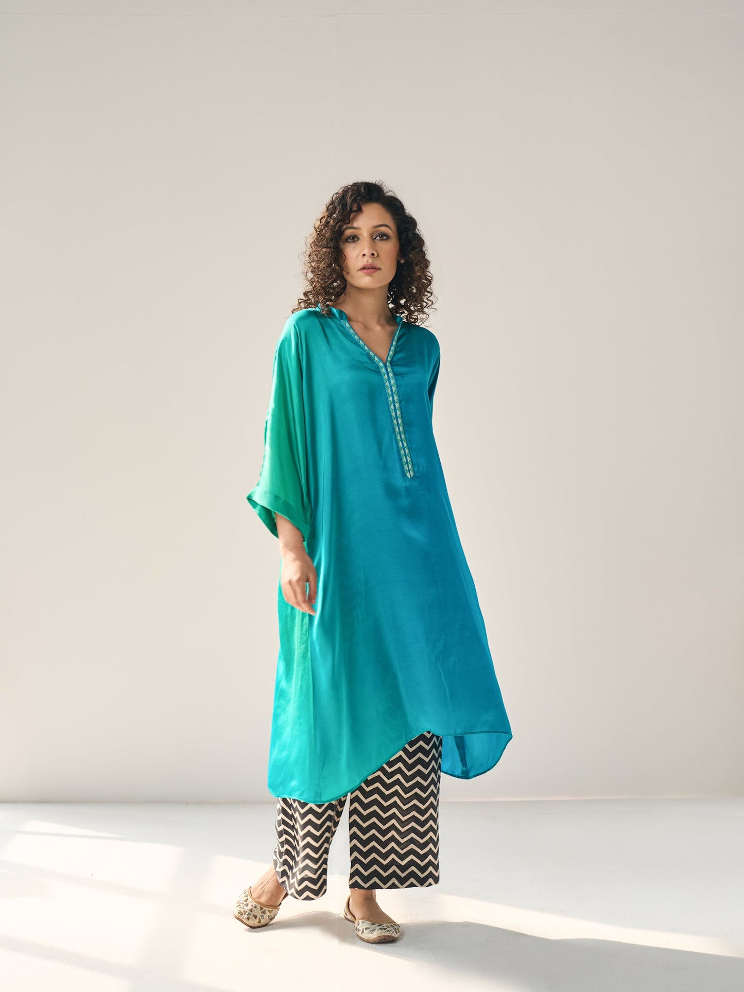 Matilda - The Ombre Kaftan Set