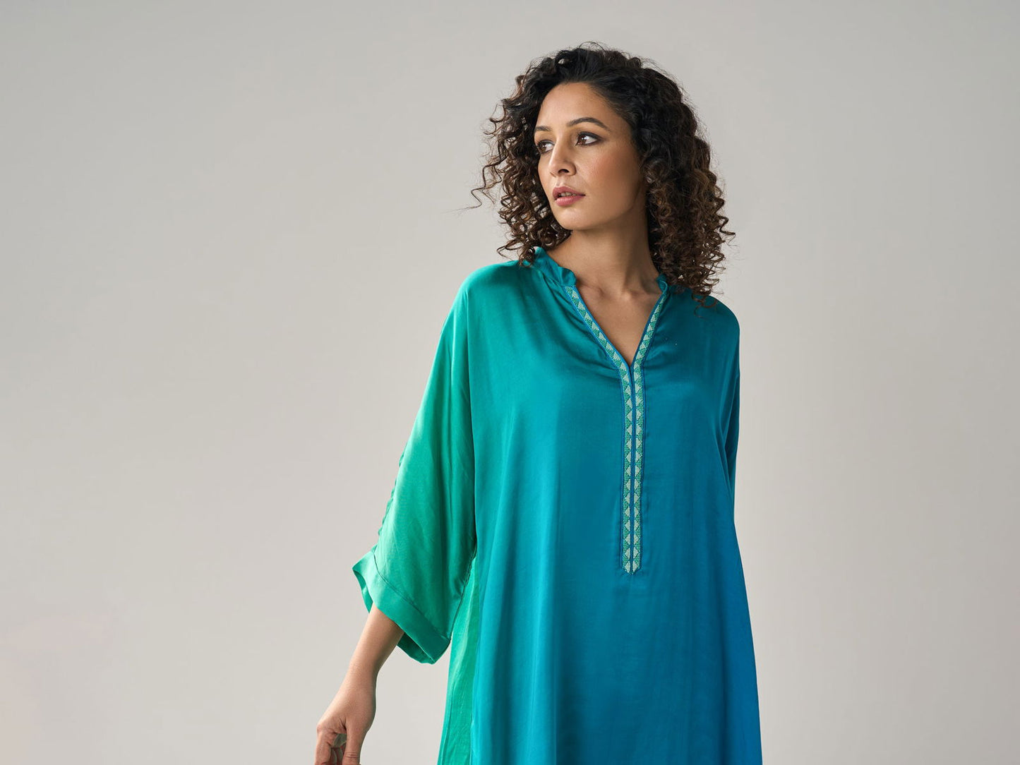 Matilda - The Ombre Kaftan Set