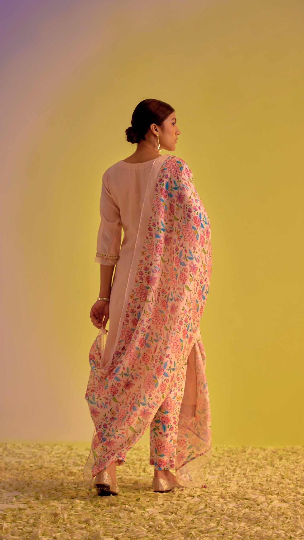 Rumi - The Light Pink Straight Suit Set
