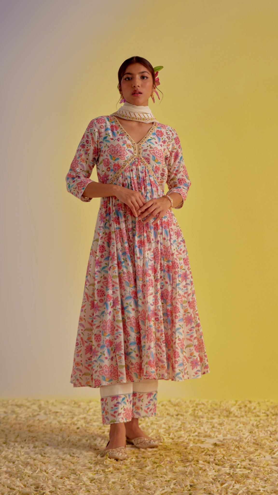 Zoya - The Ivory Anarkali Set