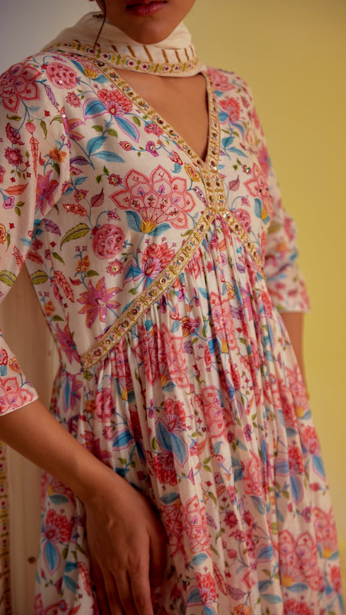 Zoya - The Ivory Anarkali Set