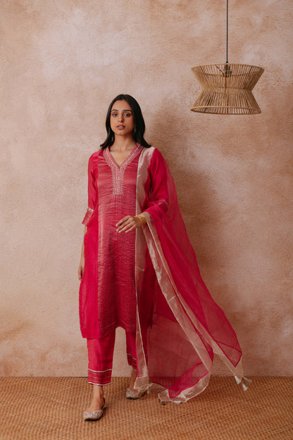 Madiha - The Pink Chanderi Straight Suit Set