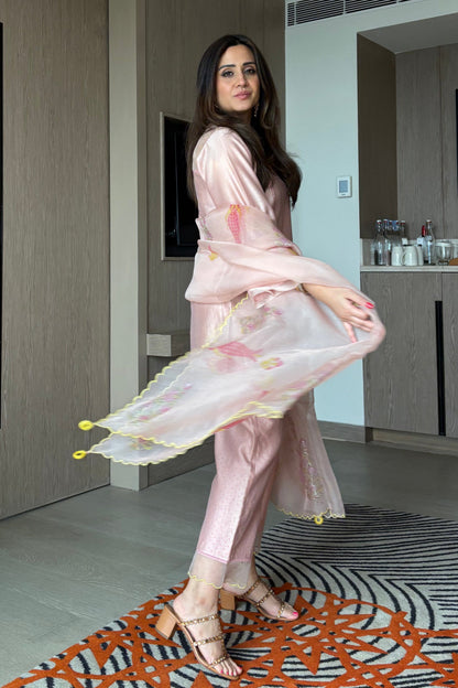 Mitali Wadhwa in Kriya - the Pink Kurta set