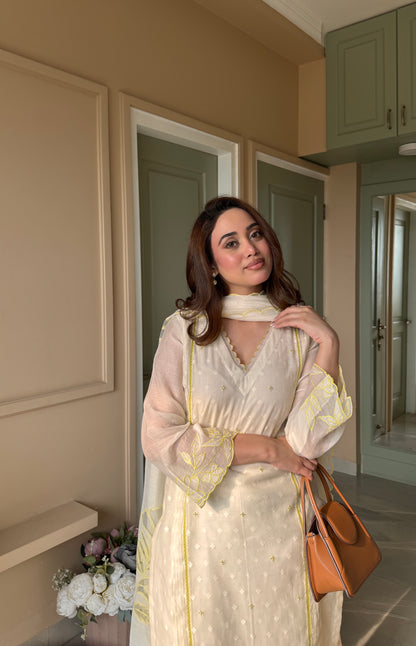 Ishita Sandhu in Florence - The ivory suit set