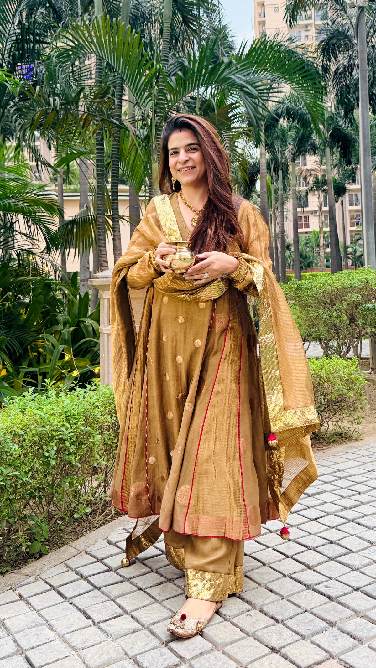 Dua - The Mehandi and Gold Kurta Set