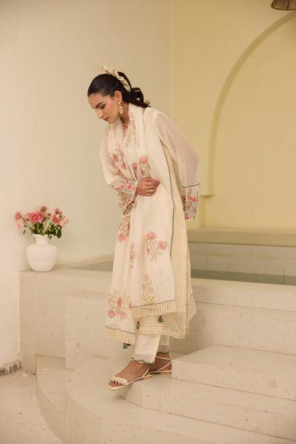 Peony - The Ivory Kurta Set