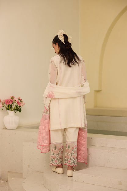 Daffodil - The Ivory Kurta Set