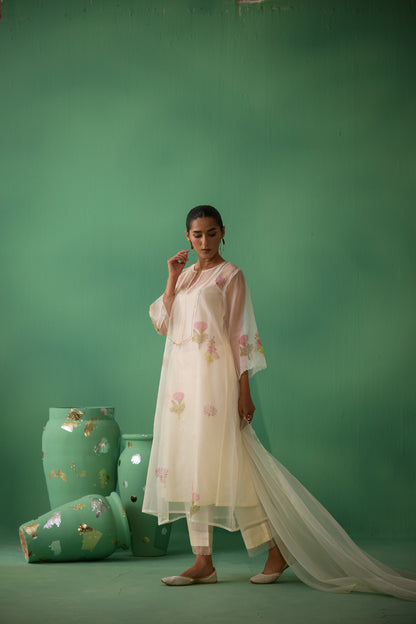 Mukti - Ivory Kurta set