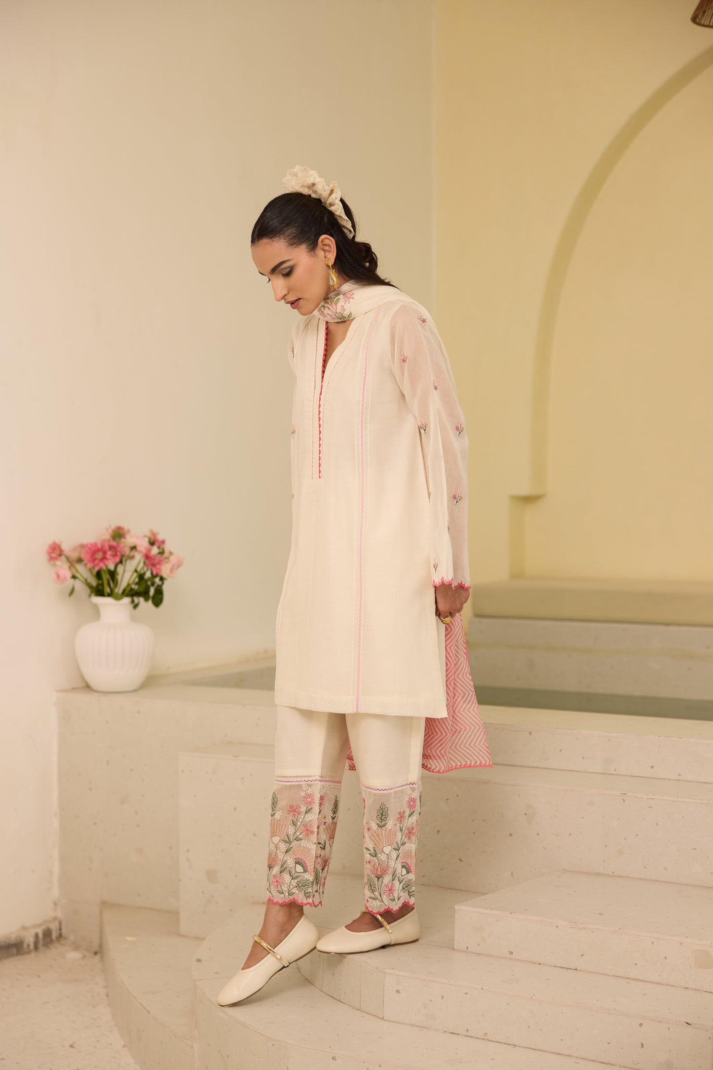 Daffodil - The Ivory Kurta Set