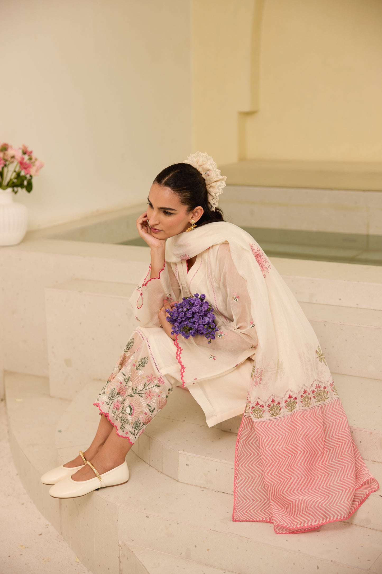 Daffodil - The Ivory Kurta Set