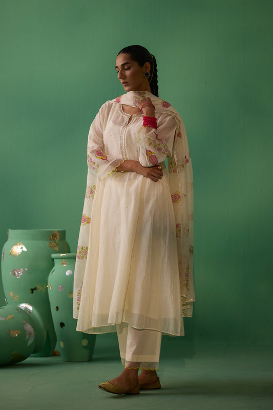 Mudra - Ivory Kurta set