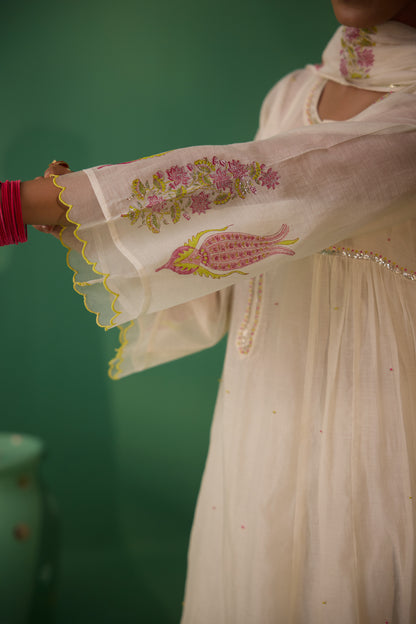 Mudra - Ivory Kurta set