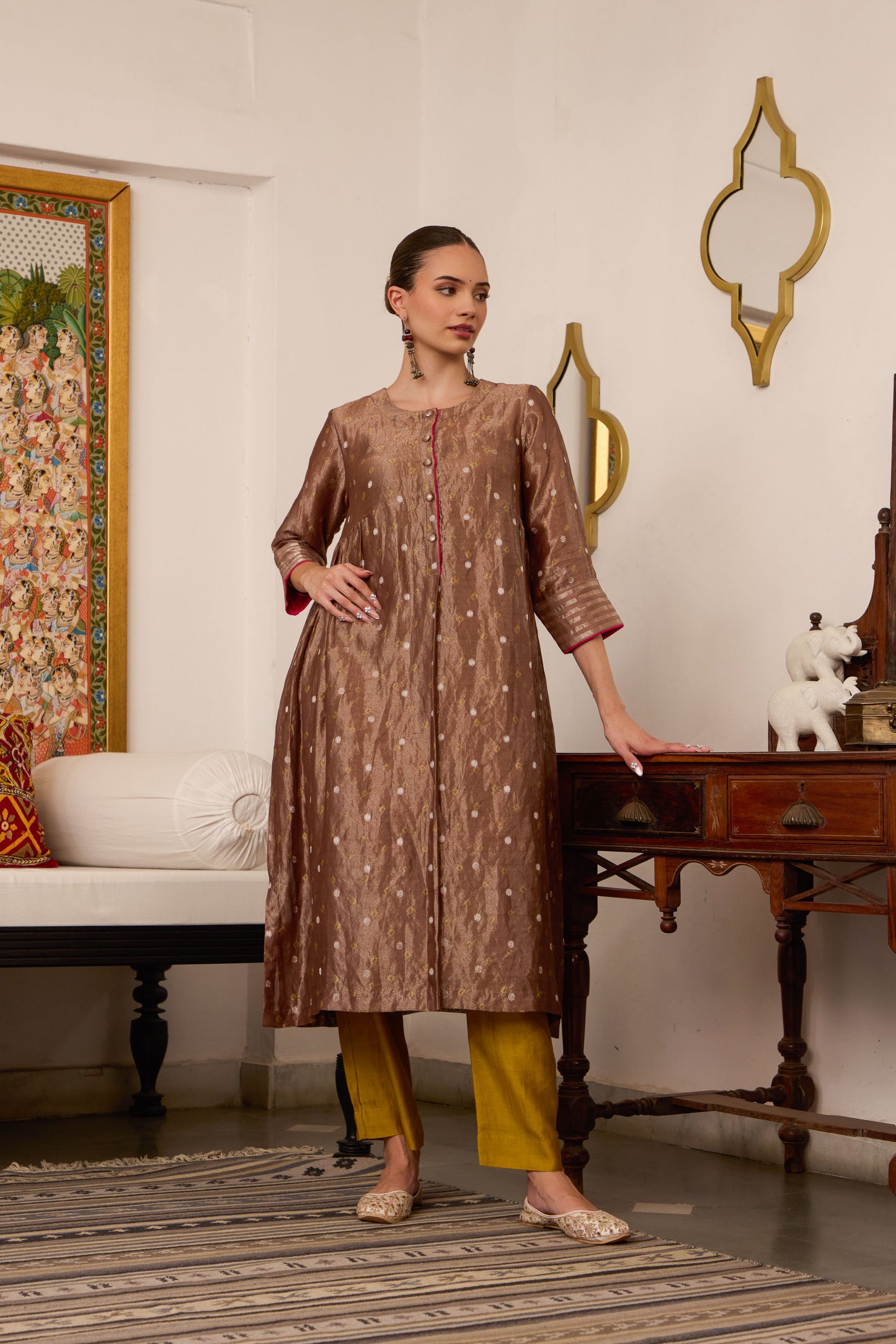 Kanak - The Brown Bandhani Tissue Set