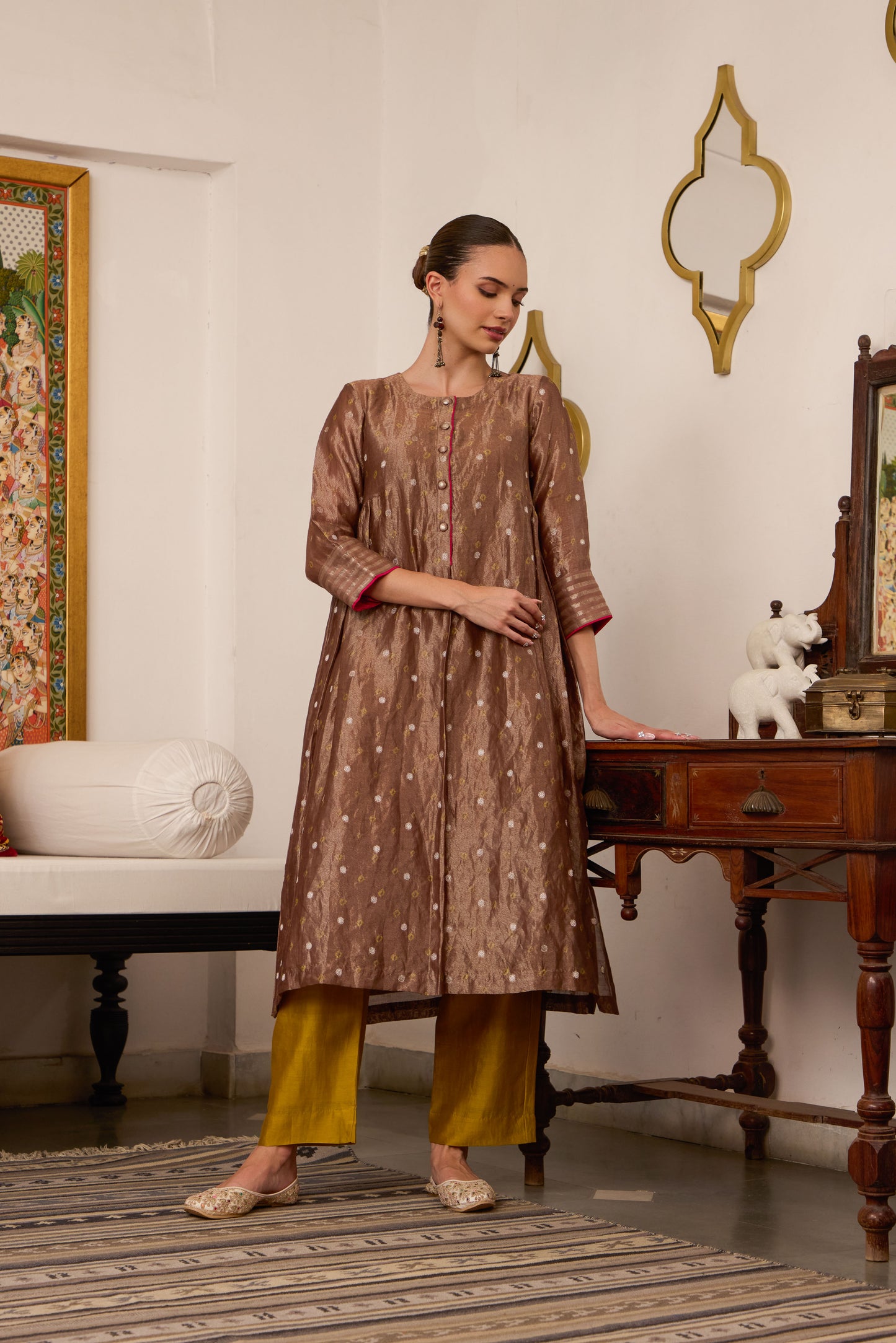 Kanak - The Brown Bandhani Tissue Set