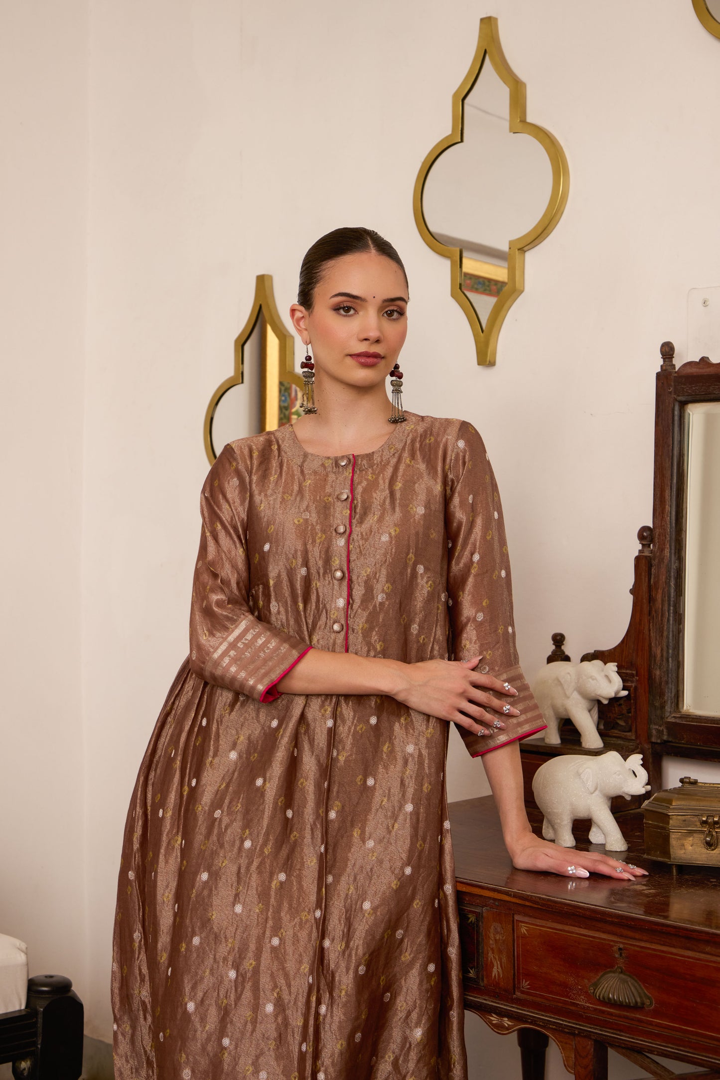 Kanak - The Brown Bandhani Tissue Set