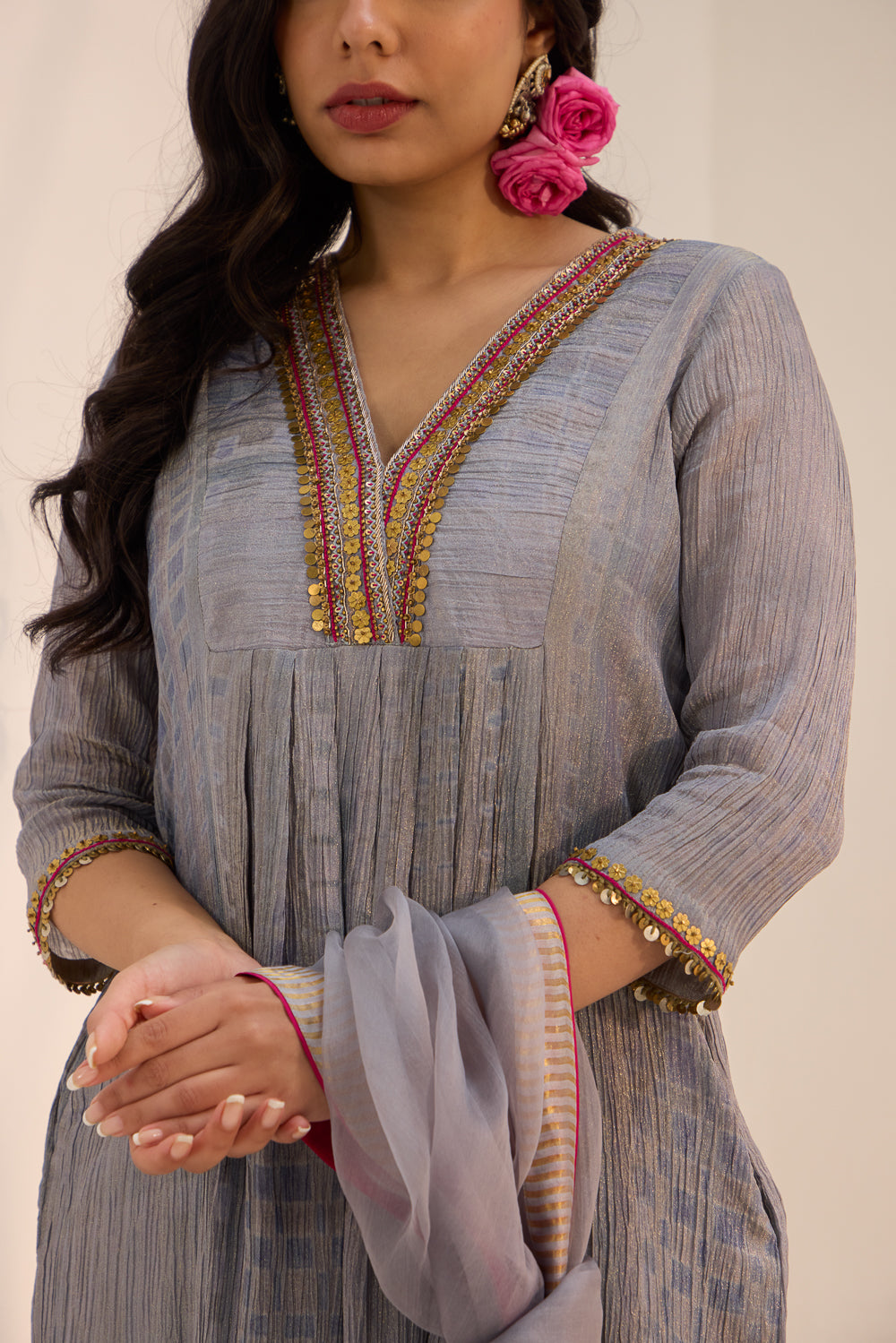 Varya - The Grey Tissue Kurta Set