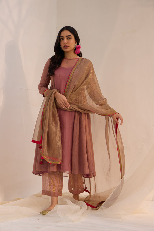 Devi - The Dusty Pink Kurta Set