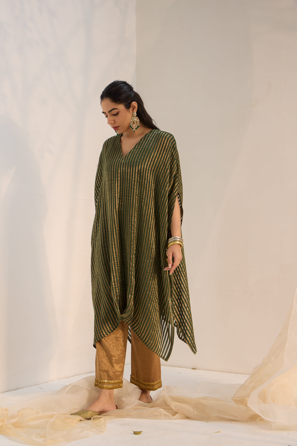 Veda - The Green Kaftan Set