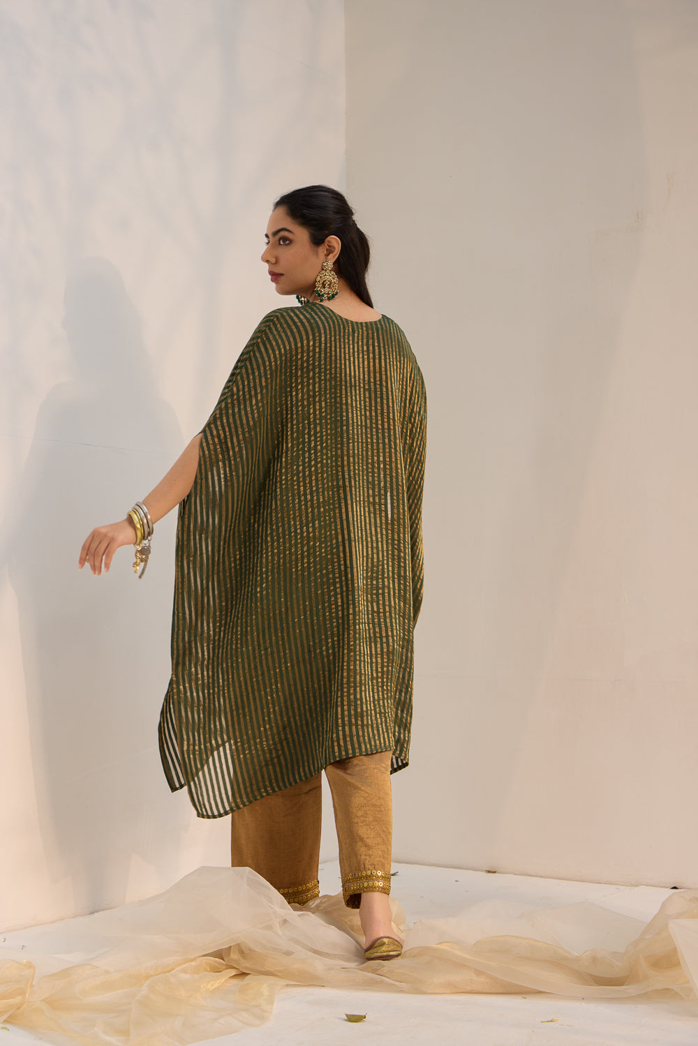 Veda - The Green Kaftan Set