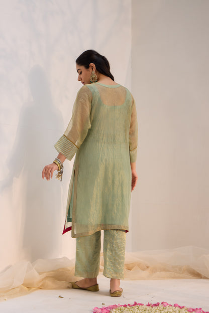 Viti - The Green Kaftan Set