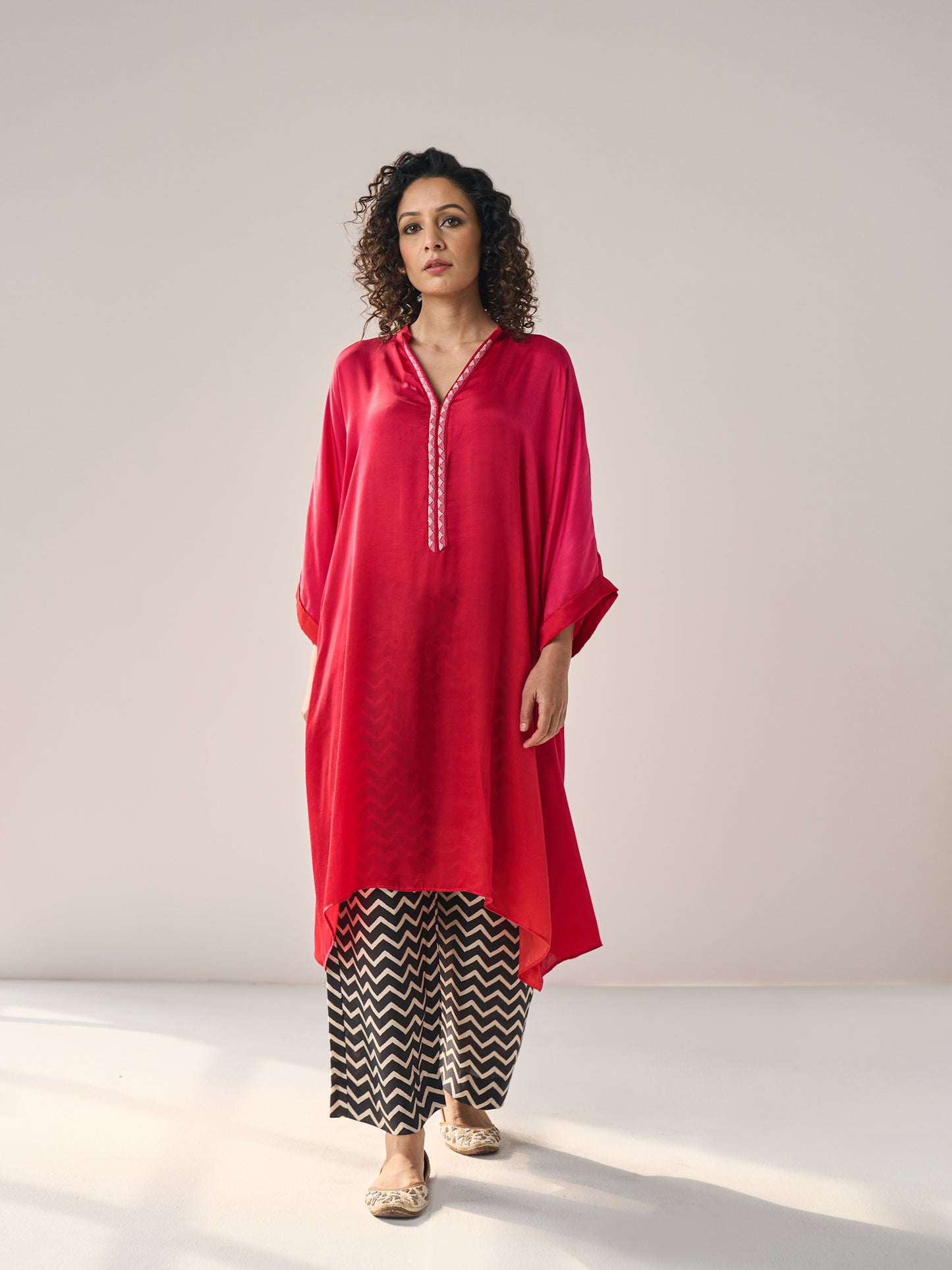 Esmeray - The Ombre Kaftan Set