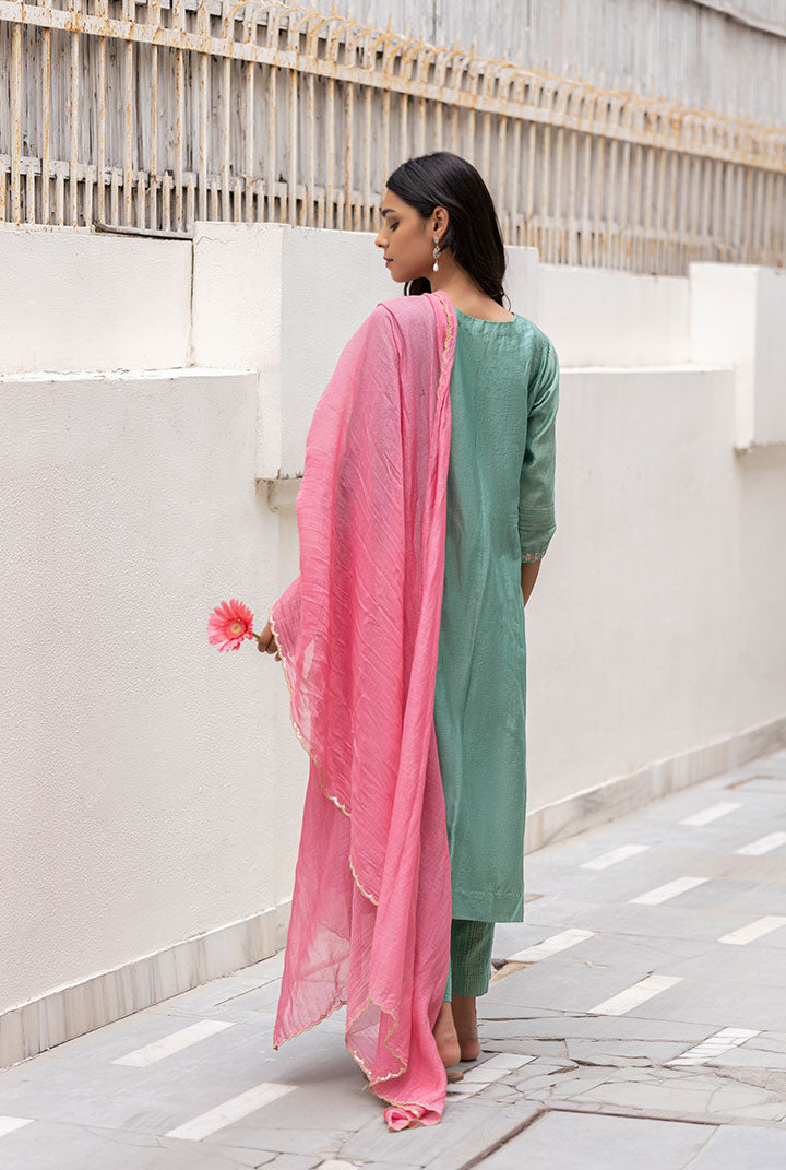 Hina - Green Dhagai Suit